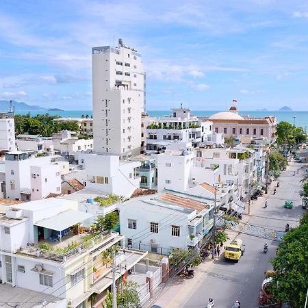 New Century Hotel Nha Trang Exterior photo
